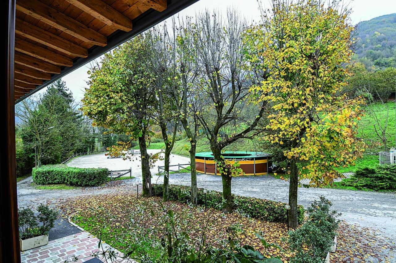 Agriturismo Ippolita Lucchetti Cene Exterior foto